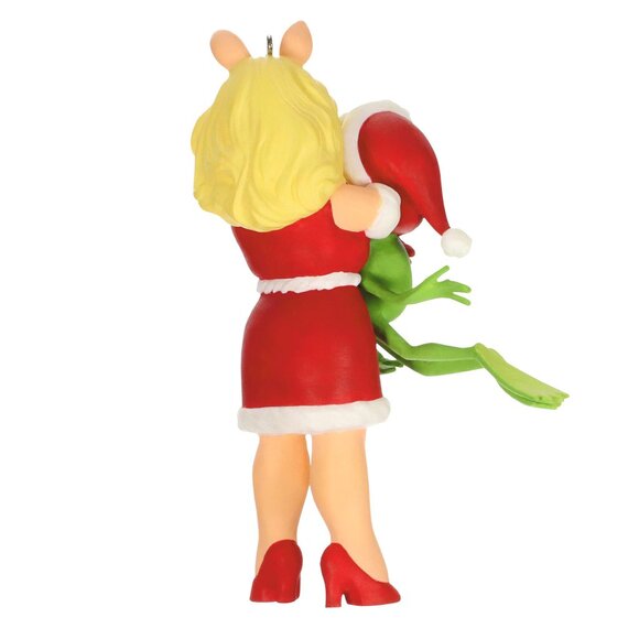 New! Hallmark Muppets Keepsake Ornament 2021 Kermit's Holiday Hug Miss Piggy - Picture 4 of 5